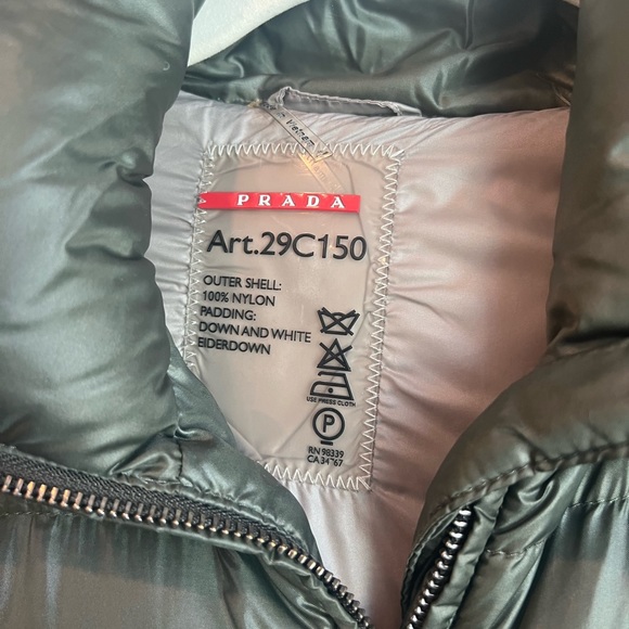 XS PRADA moss color puffer jacket - Picture 3 of 9